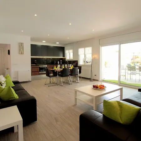 Villa Leon Inmo Magna - 12262 Empuriabrava