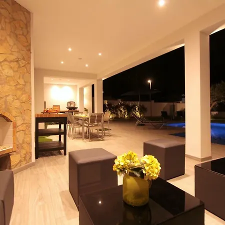 Villa Leon Inmo Magna - 12262 Empuriabrava