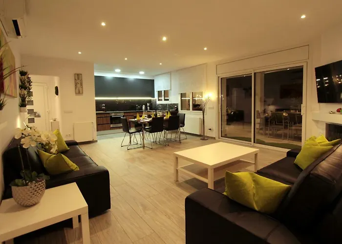 Vila Leon Inmo Magna - 12262 Empuriabrava