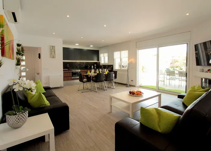 Vila Leon Inmo Magna - 12262 Empuriabrava