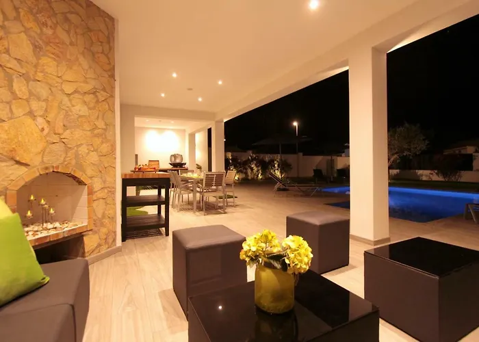 Vila Leon Inmo Magna - 12262 Empuriabrava